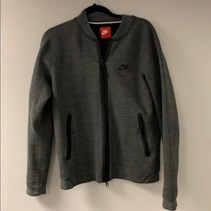 Nike Tech Fleece Varsity Jacket Grey Slimfit NSW